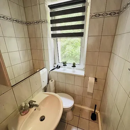 Cosy I 5beds I Near Vw Apartment *