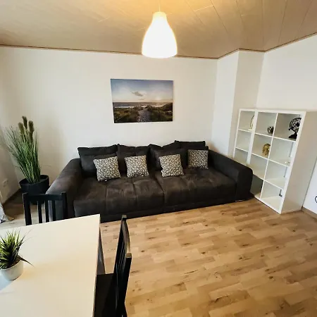 Cosy I 5beds I Near Vw *