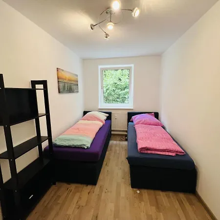 Cosy I 5beds I Near Vw Glauchau